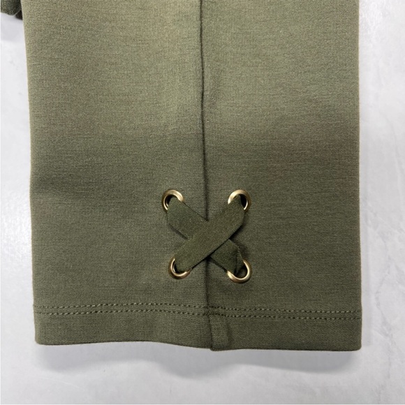 GUC Athena Marie Tummy Control Capri Leggings - Picture 9 of 9